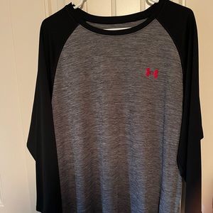 UA heat gear baseball style 3/4 sleeve top
